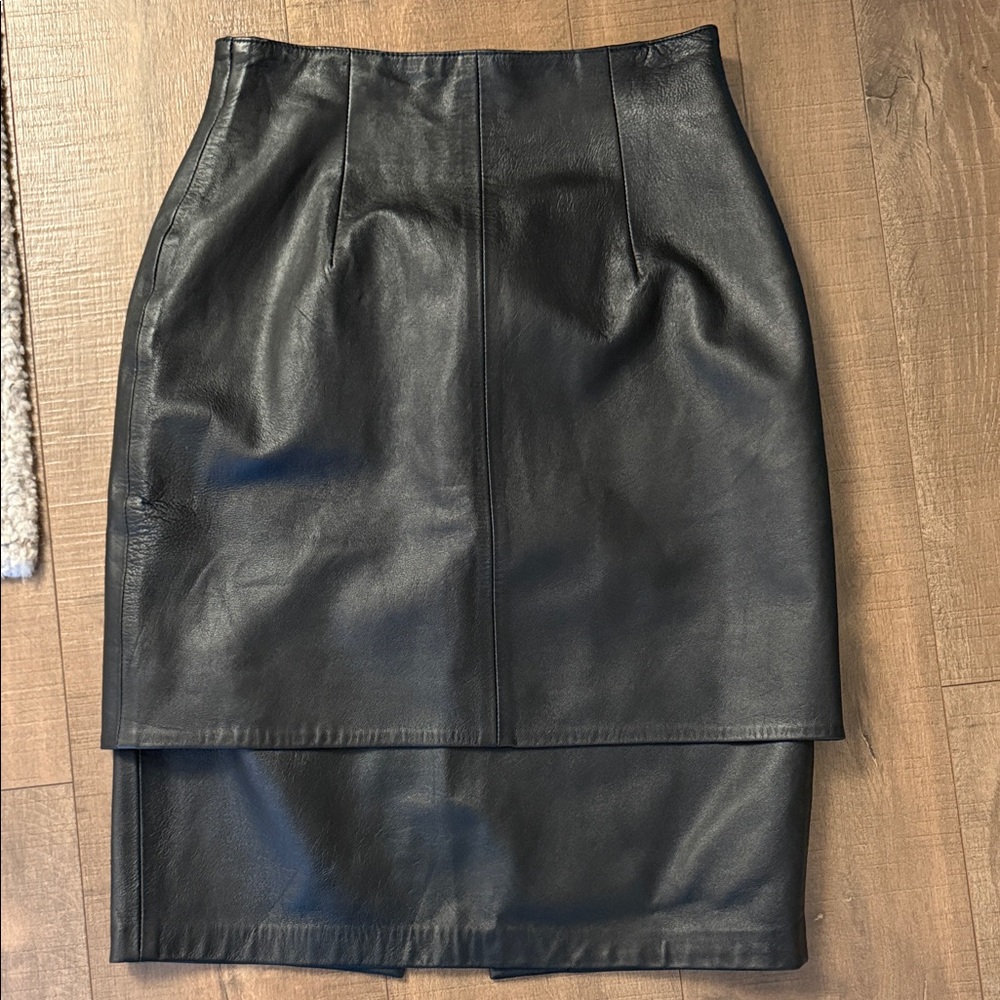 Elegant Black Leather Skirt